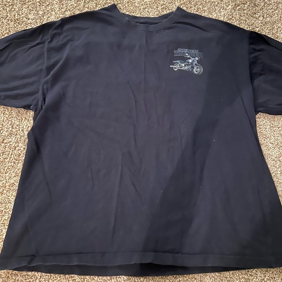 Graphic tee shirt bundle - Picture 5 of 10